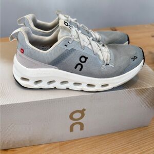 Kids On CloudLeap Glacier and White Athletic Shoes